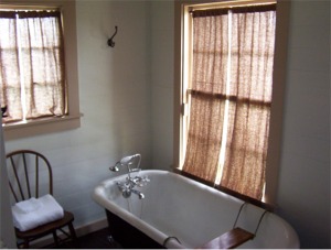 Ye old tub